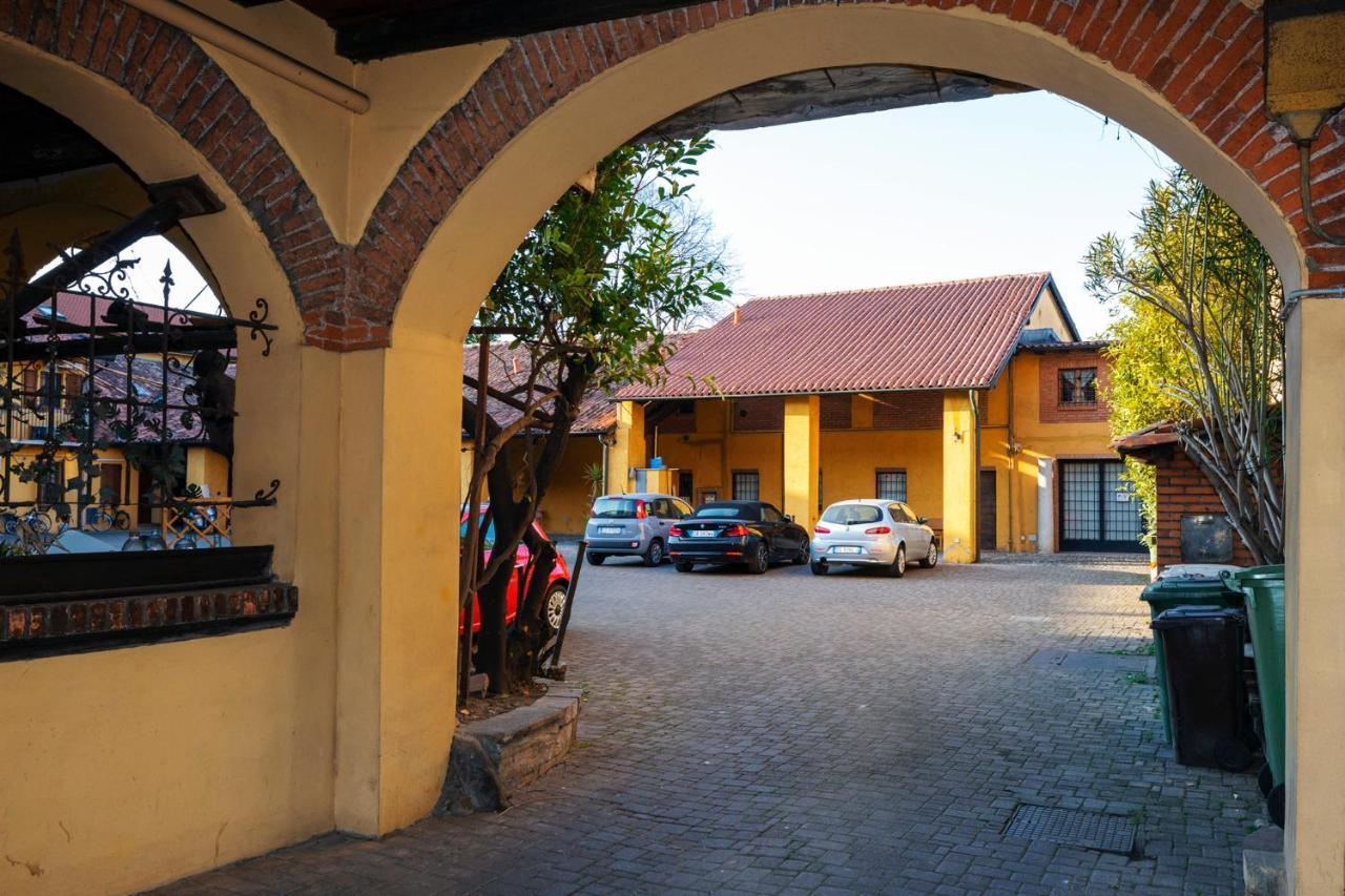 Residence San Raffaele 1 Милан Экстерьер фото