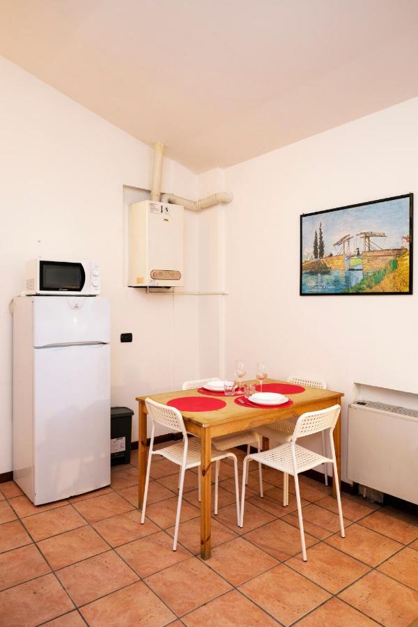 Residence San Raffaele 1 Милан Экстерьер фото